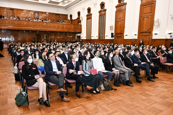 圖6：港大經管學院今天舉辦2023年「陳坤耀傑出學人講座」，吸引數百位觀眾出席。